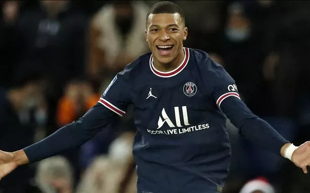 Liverpool fará investida para a contratação de Mbappé, que já pode assinar um pré-contrato