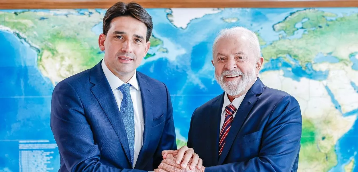 Presidente da República, Luiz Inácio Lula da Silva, durante reunião com o Ministro de Portos e Aeroportos, Silvio Costa, no Palácio do Planalto