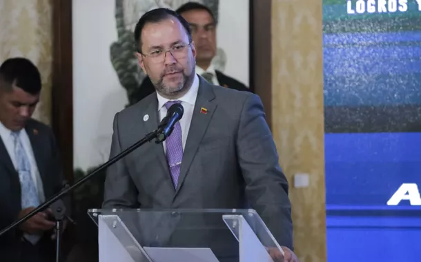 Ministro das Relações Exteriores da Venezuela pede desmantelamento do regime fascista de Israel