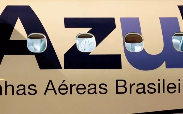 Avião da Azul no aeroporto internacional de Guarulhos