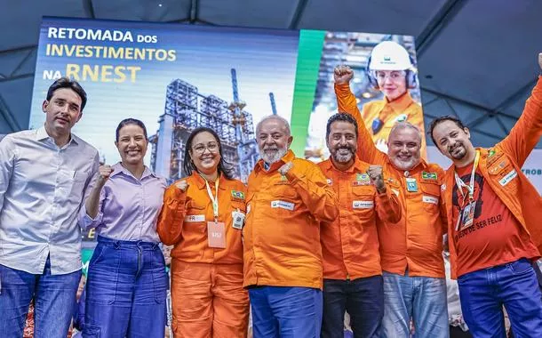 Lula participa da cerimônia alusiva à ampliação da capacidade da Refinaria Abreu e Lima