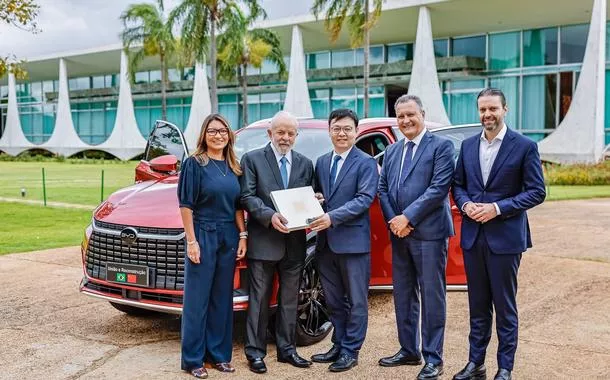Importação de carros chineses dispara no Brasil antes de aumento de imposto