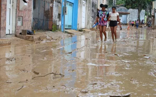 Samba, águas e o povo