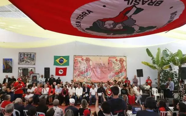 MST lança '2ª Jornada da Natureza' para combater crise ambiental no Paraná