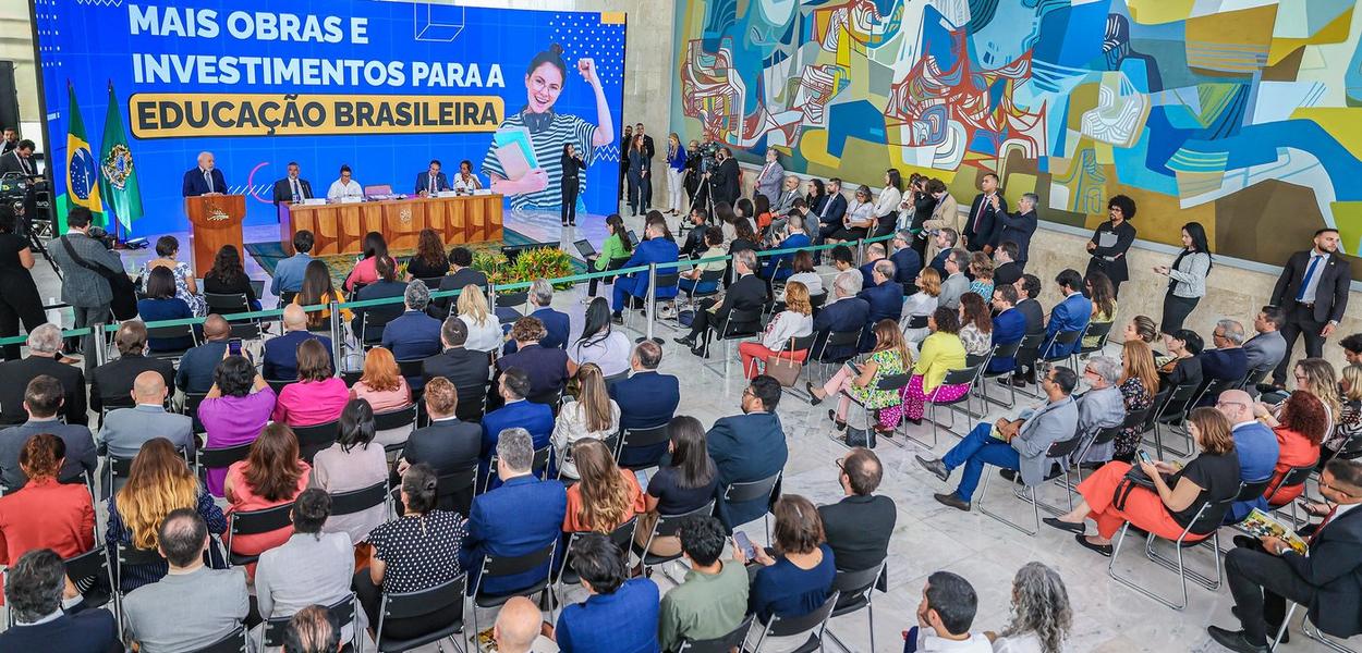 Presidente Lula em evento sobre educação