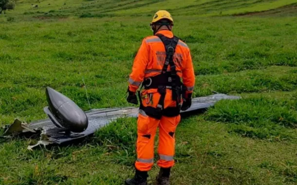 Queda de avião de pequeno porte deixa ao menos 5 mortos em Minas Gerais (vídeo)