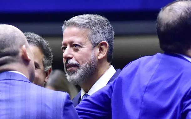 Governistas acreditam que Lira está enfraquecido e que é hora de ser mais categórico contra ele