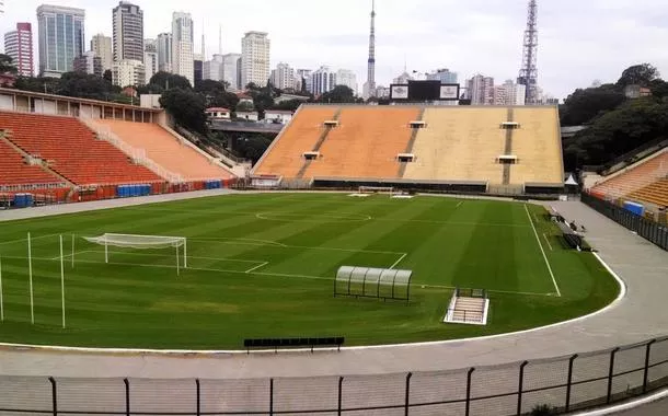 Vista para a arquibancada do Tobogã no estádio do Pacaembu