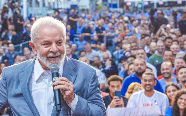 Lula lidera e Michelle teria mais votos que Tarcísio, diz Paraná Pesquisas