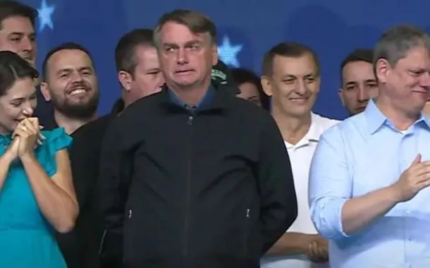 Michelle e Jair Bolsonaro e Tarcísio de Freitas
