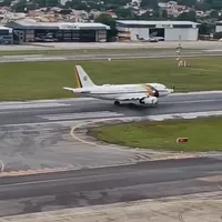 Avião presidencial com Lula aborta decolagem devido a problema técnico (vídeo)