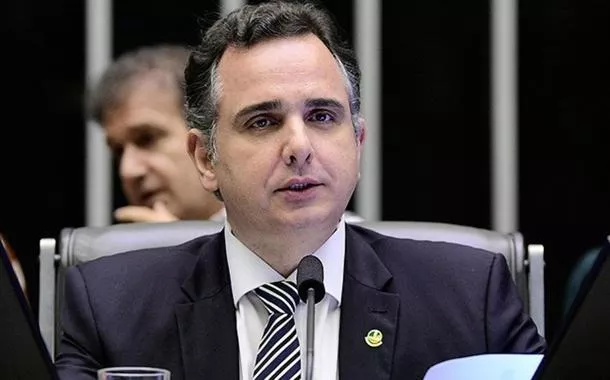 Presidente do Senado defende regulamentação das plataformas digitais em meio a embate com Elon Musk