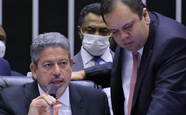 Dois ministros de Lula devem apoiar favorito de Lira nas eleições para presidente da Câmara