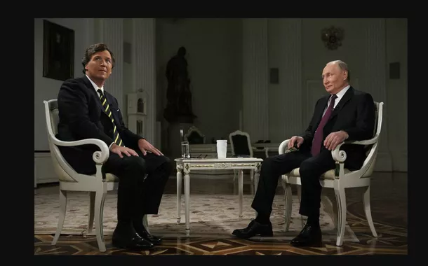 Tucker Carlson diz que EUA estão gastando centenas de bilhões de dólares numa guerra não declarada contra a Rússia