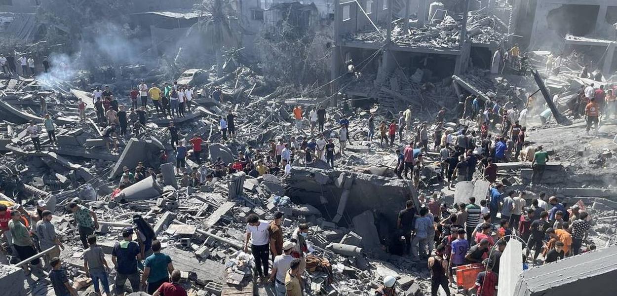 Ataque de Israel a Gaza provoca destruição e mortes 