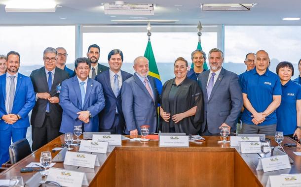 Reunião do presidente Lula e do ministro André Fufuca com o Comitê da FIFA