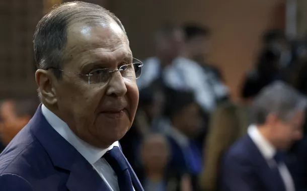 Ocidente repete erros históricos ao desafiar a Rússia, afirma Lavrov