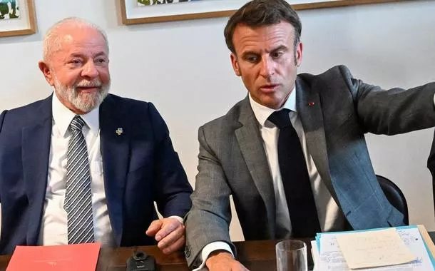 Macron marca viagem ao Brasil para fim de março