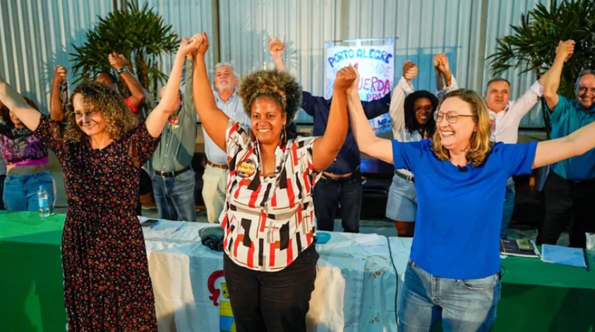 Luciana Genro, Tamyres Filgueira e Maria do Rosário durante evento na Lomba do Pinheiro em janeiro