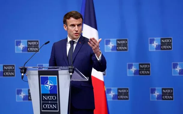 Ampla maioria na França rejeita proposta de Macron de enviar tropas à Ucrânia, aponta pesquisa