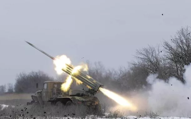 Forças Armadas russas anunciam exercícios nucleares