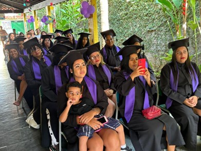 Empoderando mulheres através da beleza: parceria da Casa Arte Vida com o Programa Mulher Cidadã