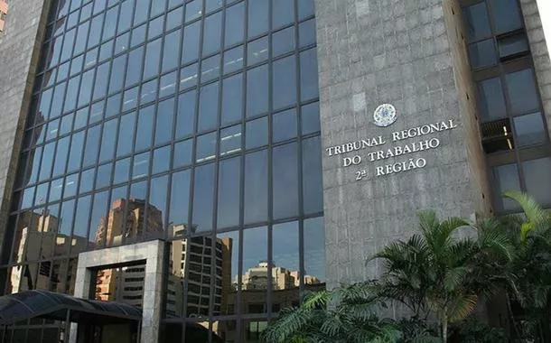 Consultora de farmácia chamada de 'velha, gorda e feia' por chefe receberá indenização de R$ 30 mil