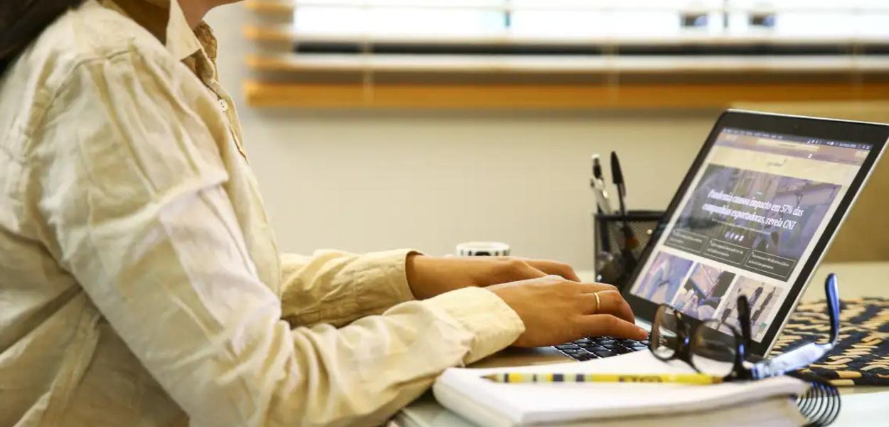 Mulheres recebem 19,4% a menos que os homens, aponta 1º Relatório de Transparência Salarial | Brasil 247