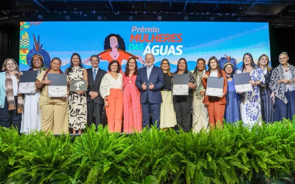 'Precisamos construir uma indústria pesqueira forte, familiar e com atenção às mulheres', diz Lula