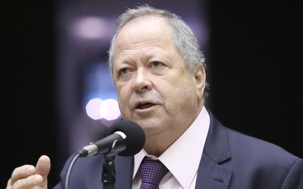 Em depoimento ao STF, Chiquinho Brazão chora e nega conhecer Ronnie Lessa