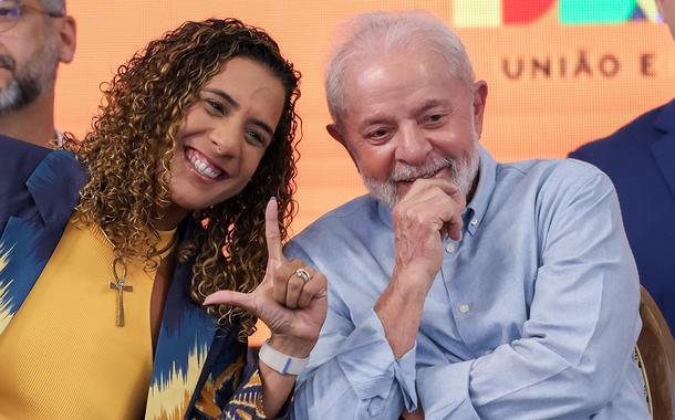 Anielle Franco celebra a possibilidade de que os EUA tenham uma mulher negra na presidência