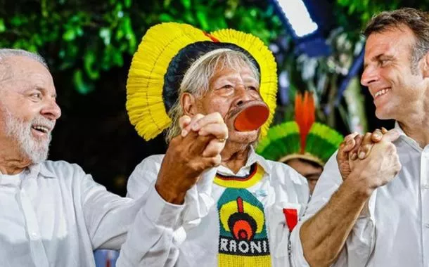 "Não queremos transformar a Amazônia num santuário do mundo", diz Lula ao lado de Macron e lideranças indígenas