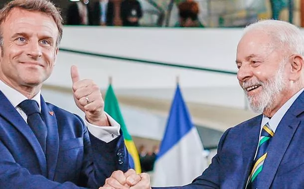 Lula concede a Macron a Ordem Nacional do Cruzeiro do Sul