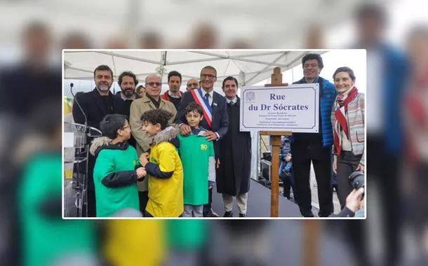 Rua em homenagem a Sócrates é inagurada com críticas a Neymar: 'regime democrático ou ditadura'