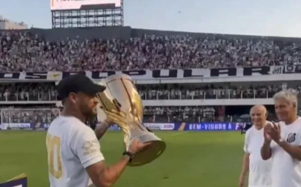 Neymar planeja retorno ao Santos em 2025 em preparação para a Copa, diz site