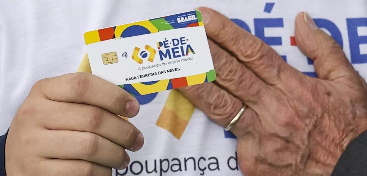 Pé-de-Meia será depositado na conta de alunos a partir de terça-feira