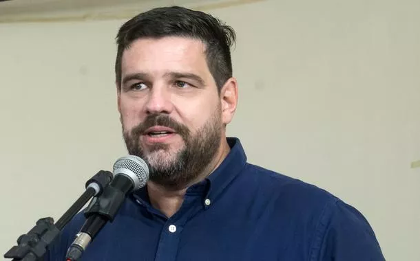 Marcelo Uchôa diz que o voto de Fux foi 'covardia' e faz alerta sobre Eduardo Bolsonaro