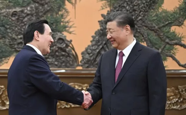 Xi Jinping: interferência estrangeira não impedirá a reunificação com Taiwan