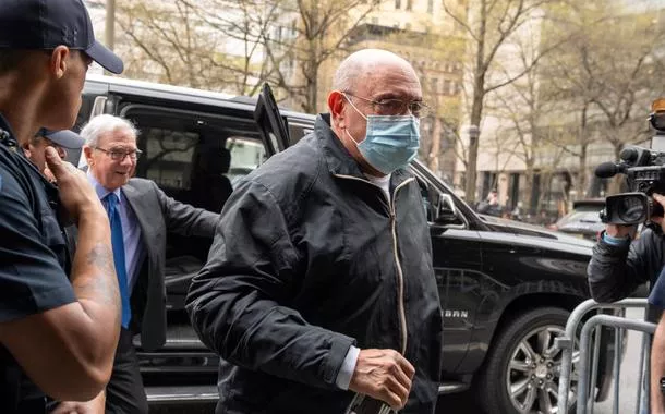 Ex-diretor da Organização Trump é condenado à prisão