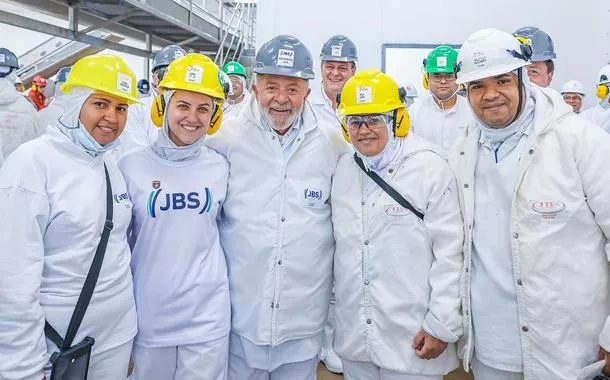 Lula diz que país precisa ter "obsessão" em gerar empregos