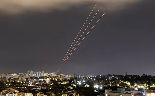 Israel avisa que irá responder a ataque do Irã já na segunda-feira