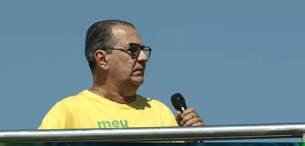 Docentes baianos repudiam homenagem ao empresário da fé Malafaia