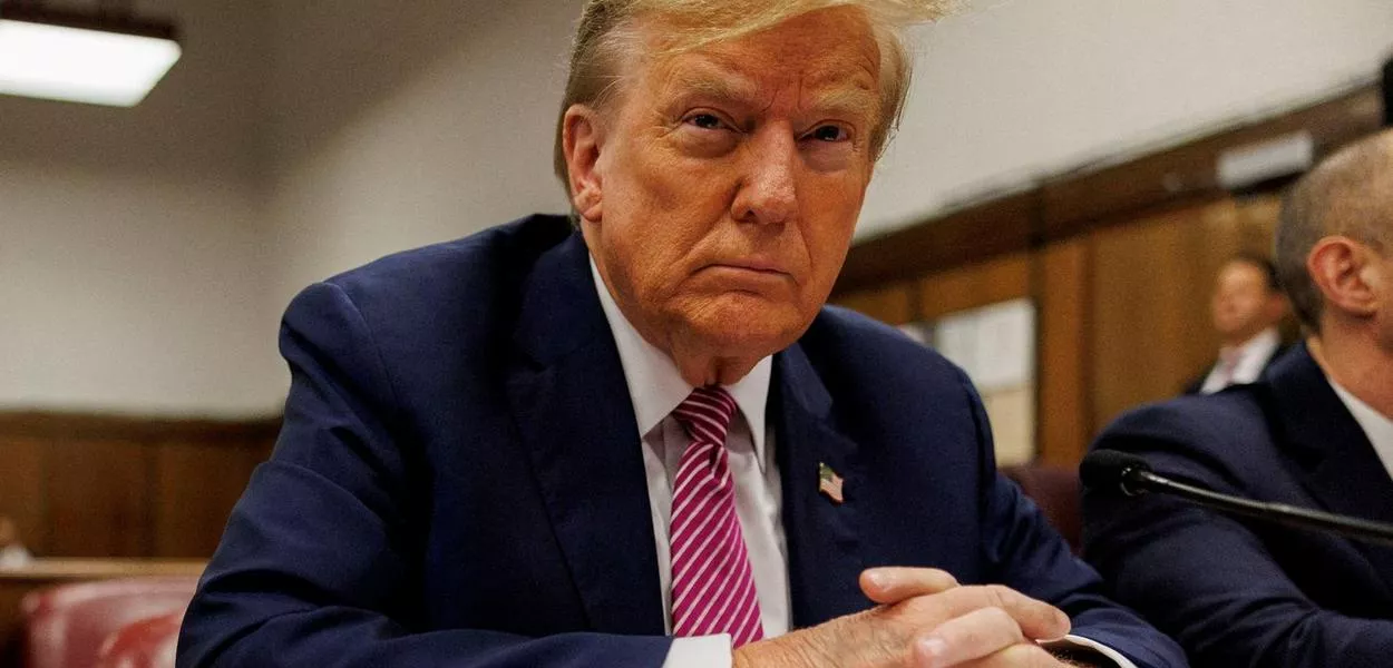 Trump durante julgamento em Nova York 19/4/2024
