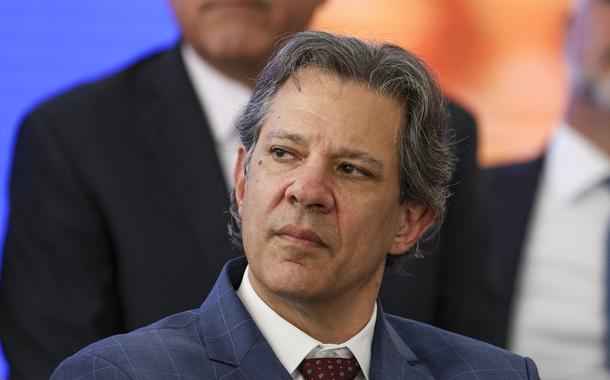 Haddad se reúne com senadores e tenta barrar PEC do Quinquênio, que pode custar R$ 82 bilhões em três anos