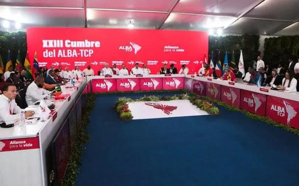 Reunião de cúpula da Alba gera expectativa de maior unidade latino-americana