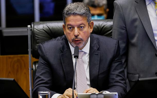 Câmara aprova projeto de Arthur Lira que permite acelerar punições para deputados envolvidos em tumultos