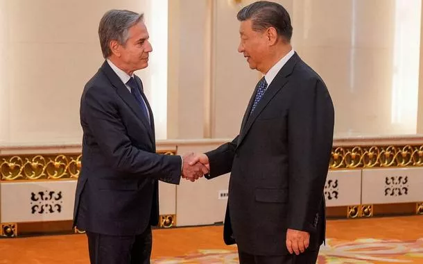 Antony Blinken e Xi Jinping em Pequim 26/4/2024