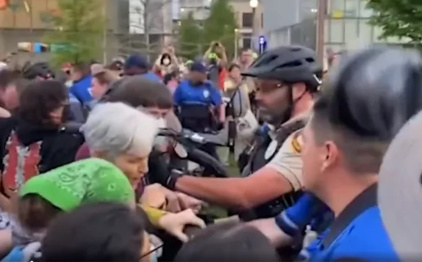 Candidata à presidência dos EUA, Jill Stein é detida em protesto pró-Palestina