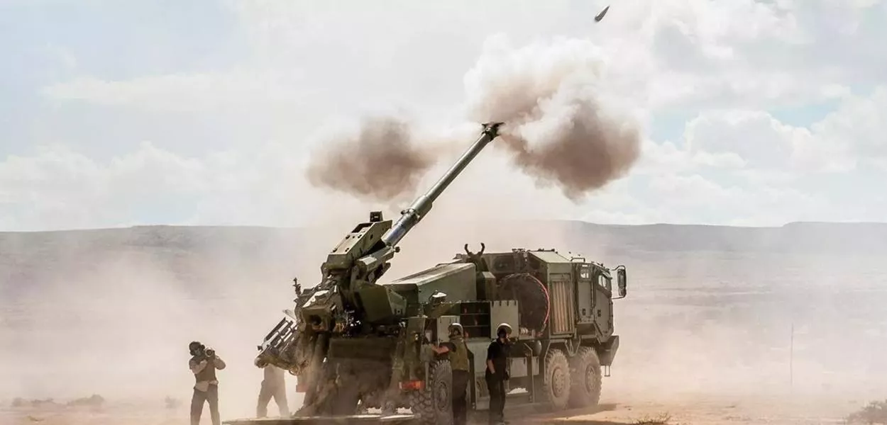 Em meio a guerra em Gaza, israelense Elbit Systems ganha licitação bilionária de obuseiros do Exército