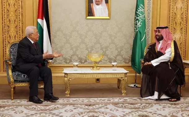 Mahmoud Abbas e Príncipe Herdeiro Saudita discutem agressão israelense em Gaza e situação geral na Palestina